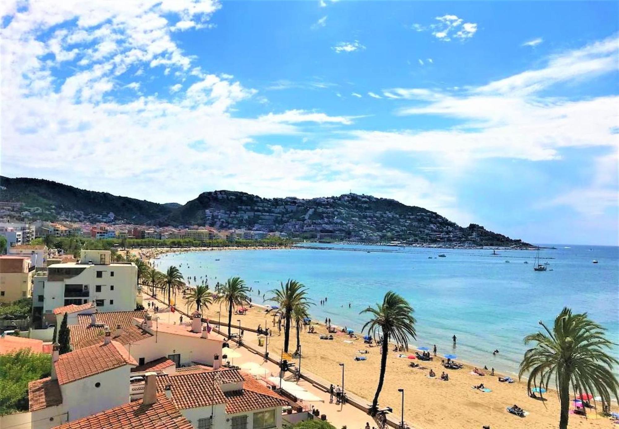 Apartamento En Roses A 2 Min De La Playa Con Vistas Al Mar Av-18 Girona Bagian luar foto