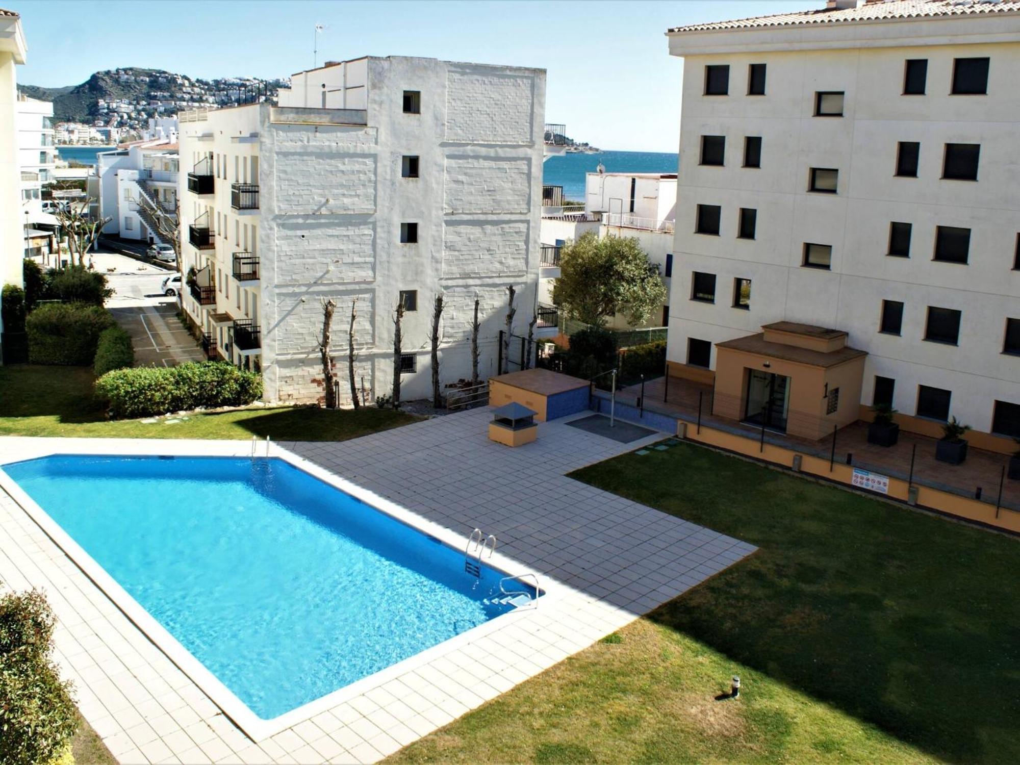 Apartamento En Roses A 2 Min De La Playa Con Vistas Al Mar Av-18 Girona Bagian luar foto